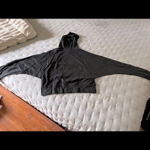 Beyond Yoga cropped lightweight hoodie, medium